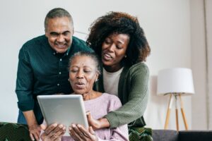 Smart-Home-Technology-and-the-Benefits-for-Seniors